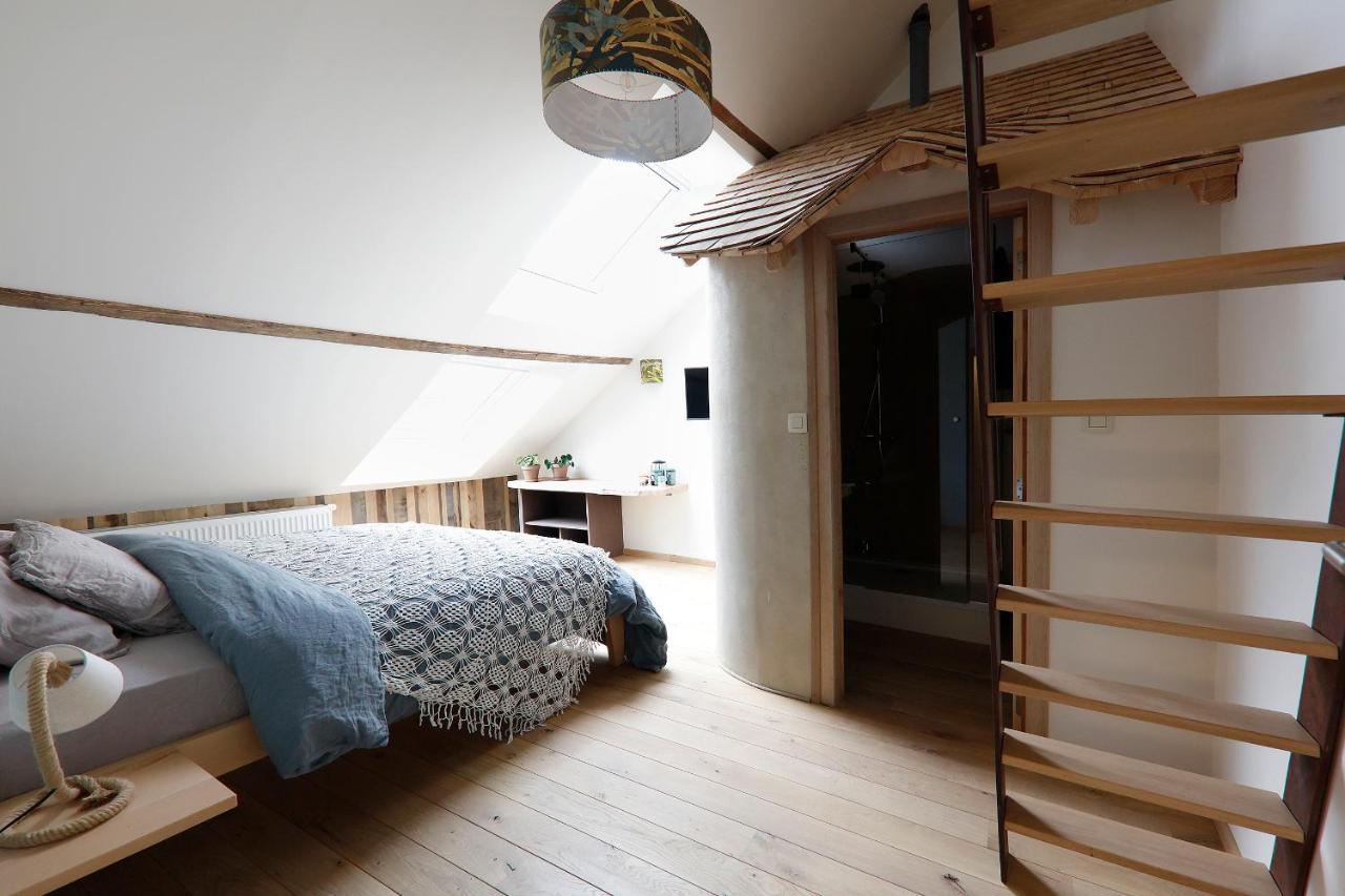 Cochlea Bed & Breakfast Marche-en-Famenne Bagian luar foto
