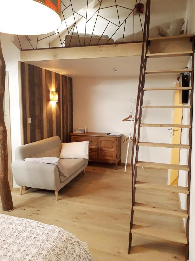 Cochlea Bed & Breakfast Marche-en-Famenne Bagian luar foto